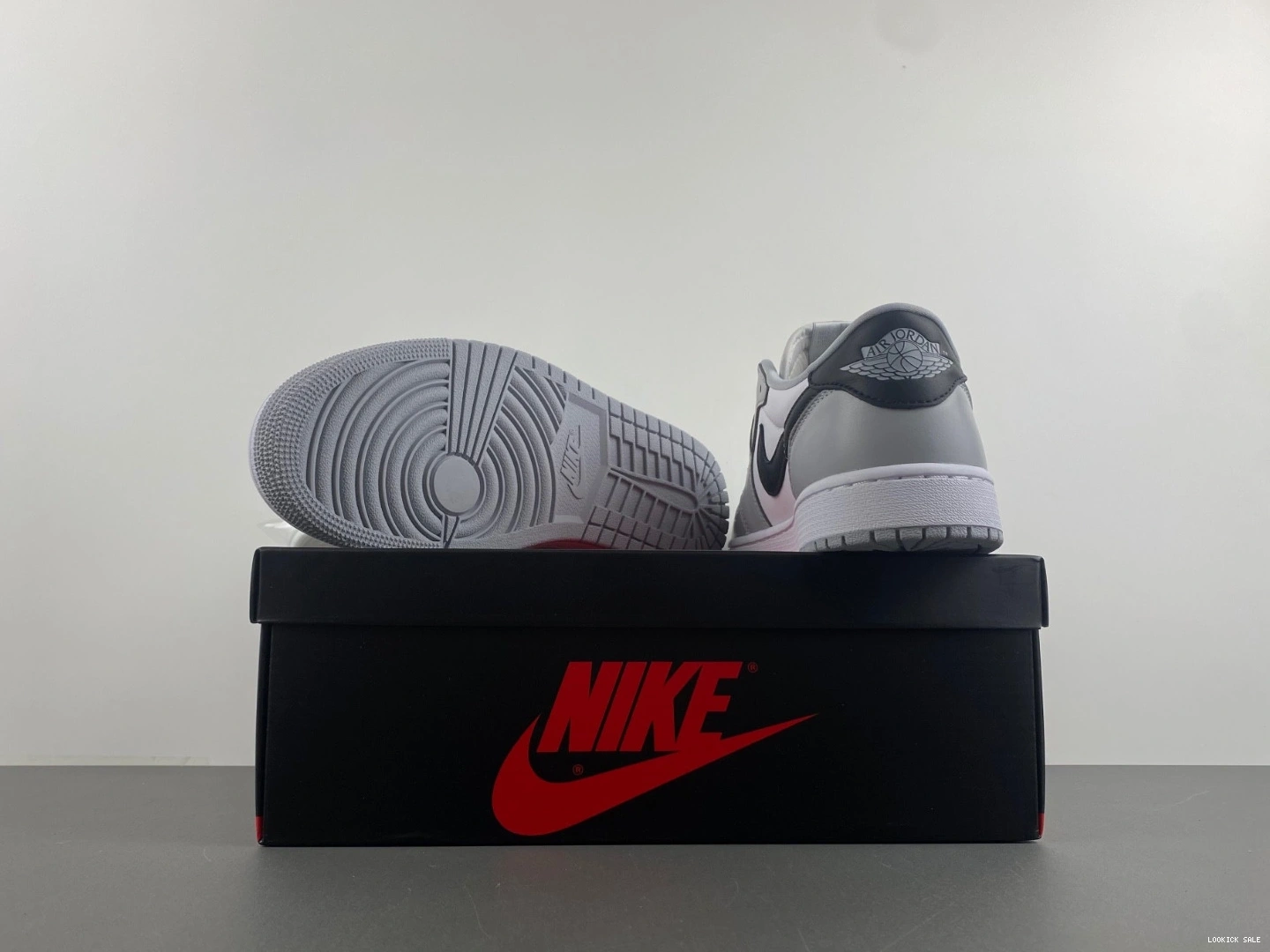 Rep Air 1  CZ0790-110 Jordan Low OG Barons 0516